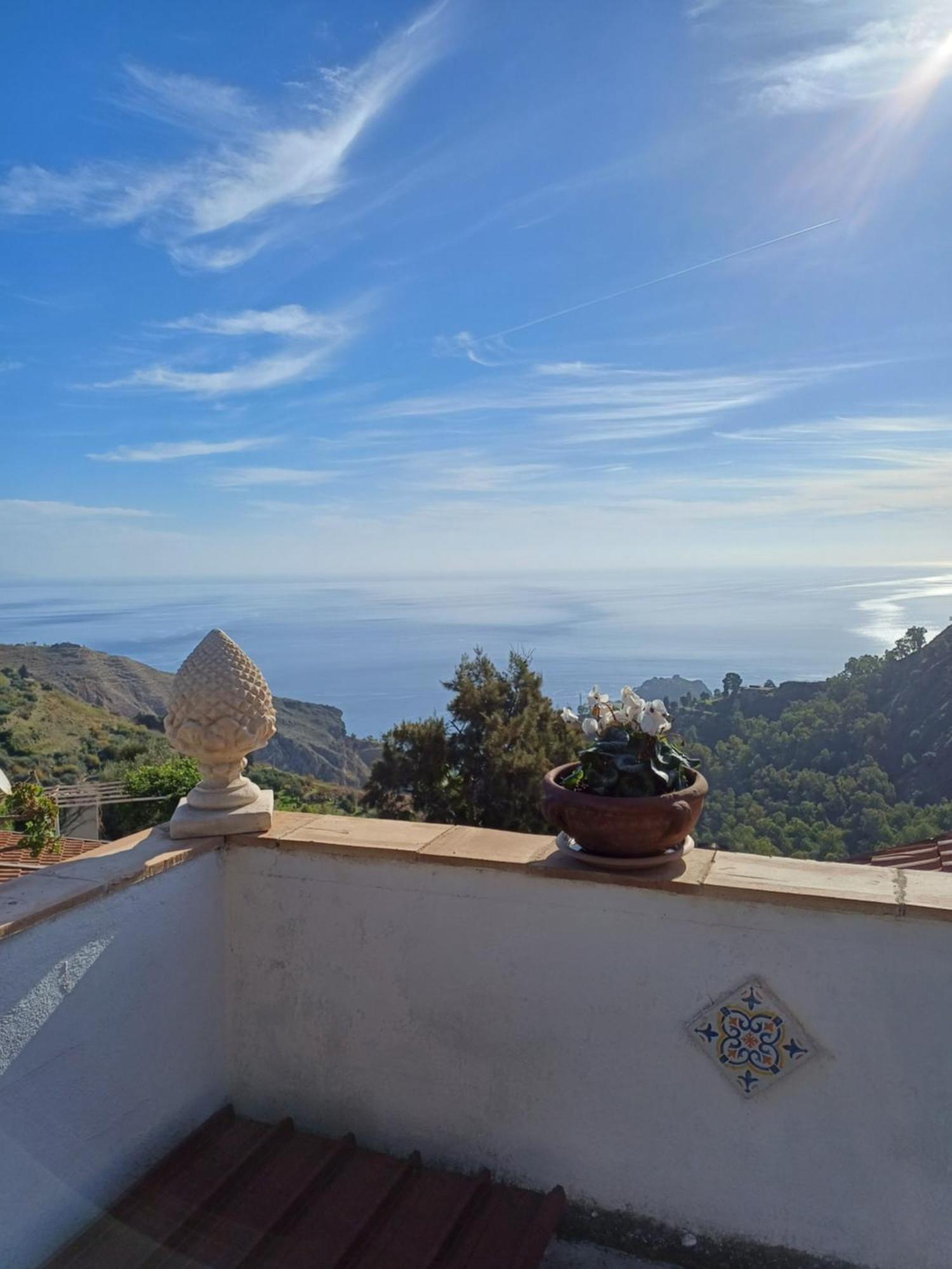 Casa Il Faro Villa Con Piscina 카스텔몰라 외부 사진