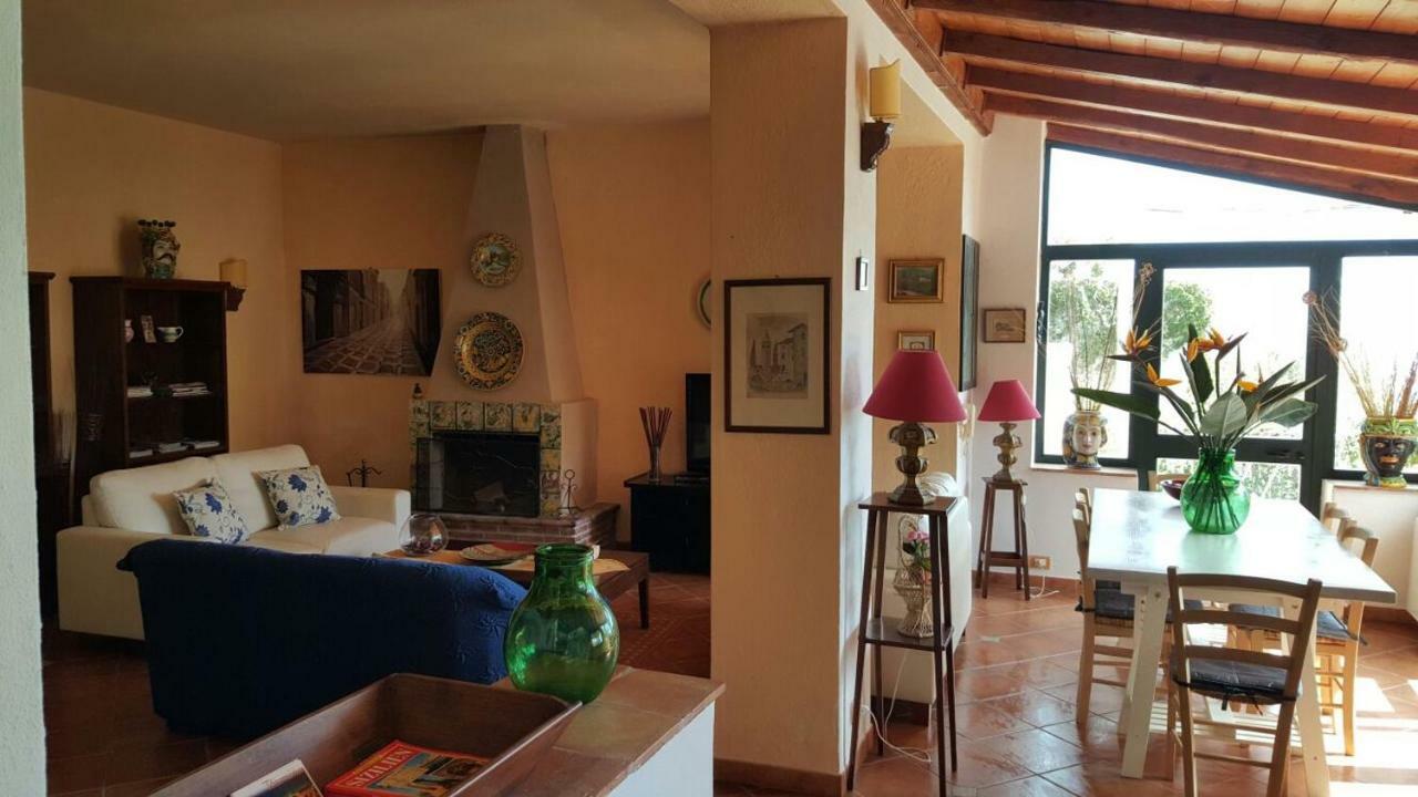 Casa Il Faro Villa Con Piscina 카스텔몰라 외부 사진