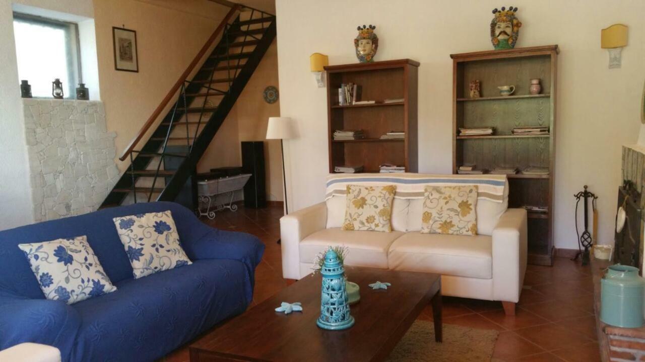 Casa Il Faro Villa Con Piscina 카스텔몰라 외부 사진