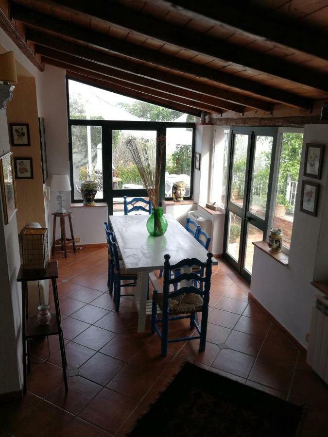 Casa Il Faro Villa Con Piscina 카스텔몰라 외부 사진